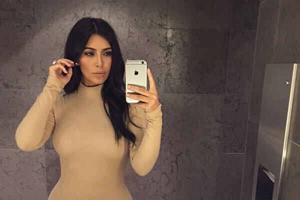 Ким Кардашьян демонстрирует эффект от «вампирского лифтинга»