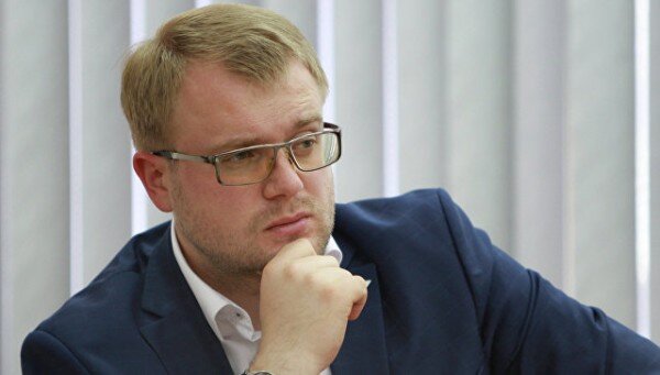  Министр информации и связи КрымаДмитрий Полонский  