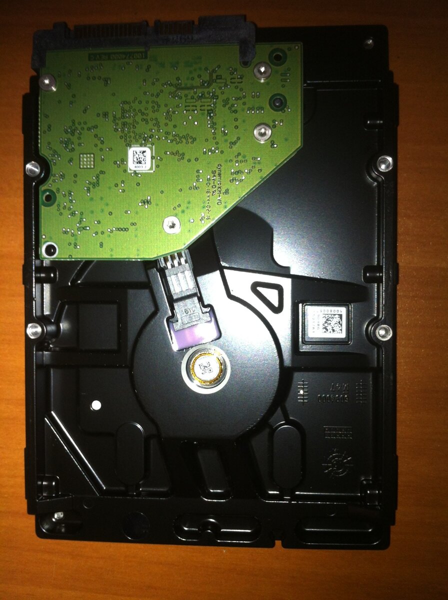 Упаковка, комплектация, внешний вид:
