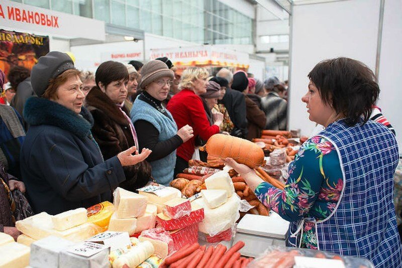 Работа в сегодня ярмарка свежие вакансии. Ярмарка Красноярск. Продовольственная ярмарка Красноярск. Ярмарка пищевая индустрия. Караван ярмарка.
