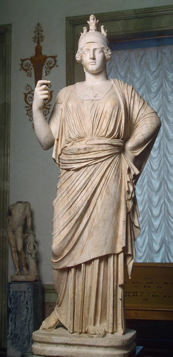 Покровительница древнего рима. Древний Рим Афина скульптура. Древне Римская стаутю Афины. 2 Статуи Афины. Афина Паллада Эрмитаж скульптура.