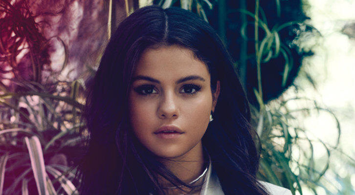 Selena Gomez - американская певица и актриса