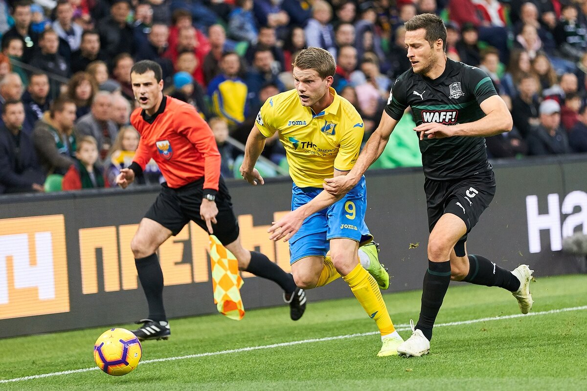 Ростов оренбург. Как сыграл ростов счет. Краснодар ростов рпл. Ростов vs краснодар. Комличенко фк ростов.