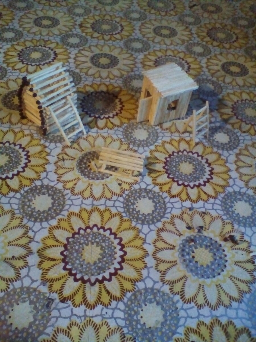 Поделки из спичек .