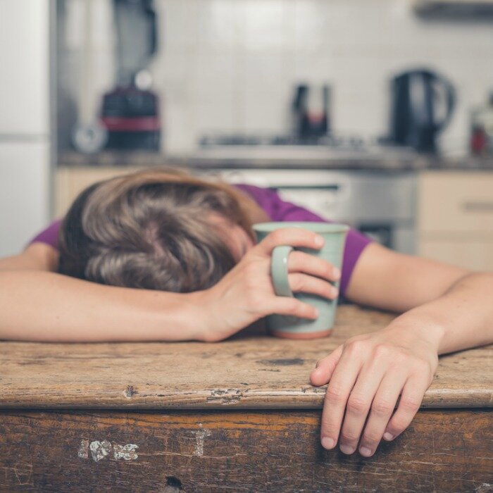 а эта с сайта https://lifter.com.ua/pochemu-izmuchennye-mamy-tak-pozdno-lozhatsya-spat-1952