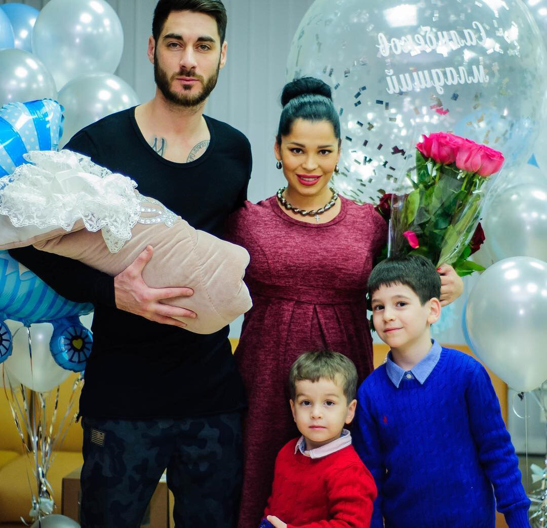 Семья Салибековых