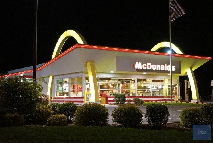 Первый ресторан McDonalds. Фото взято с сайта Википедия