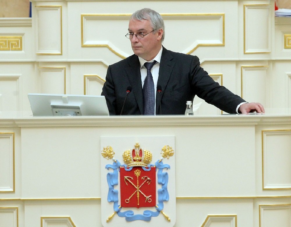  Максим Яковлев в ЗакСобрании. Фото сайта ЗС СПб 