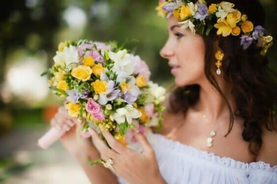 Высокие свадебные прически для невесты: варианты и фото