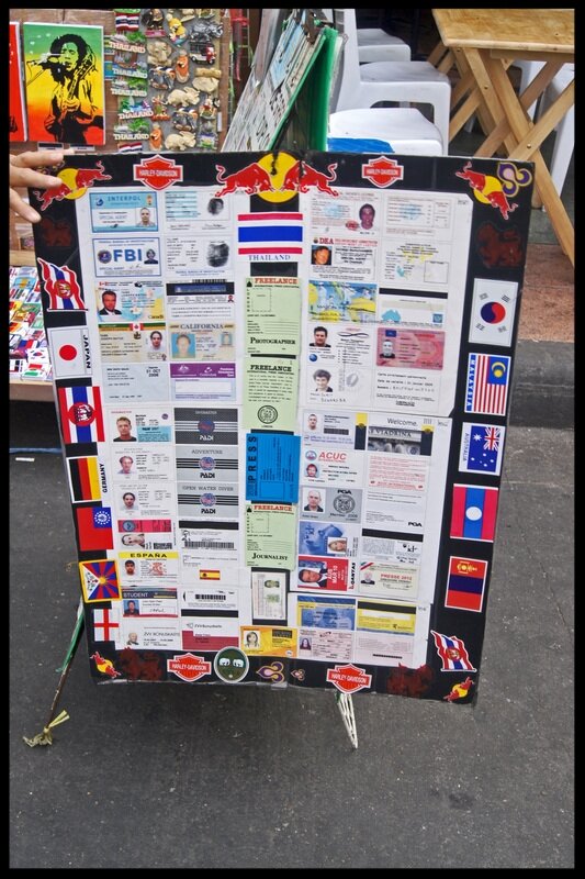 Картинка отсюда https://www.amicusint.org/new-blog/2017/4/17/khao-sans-fake-documents-industry