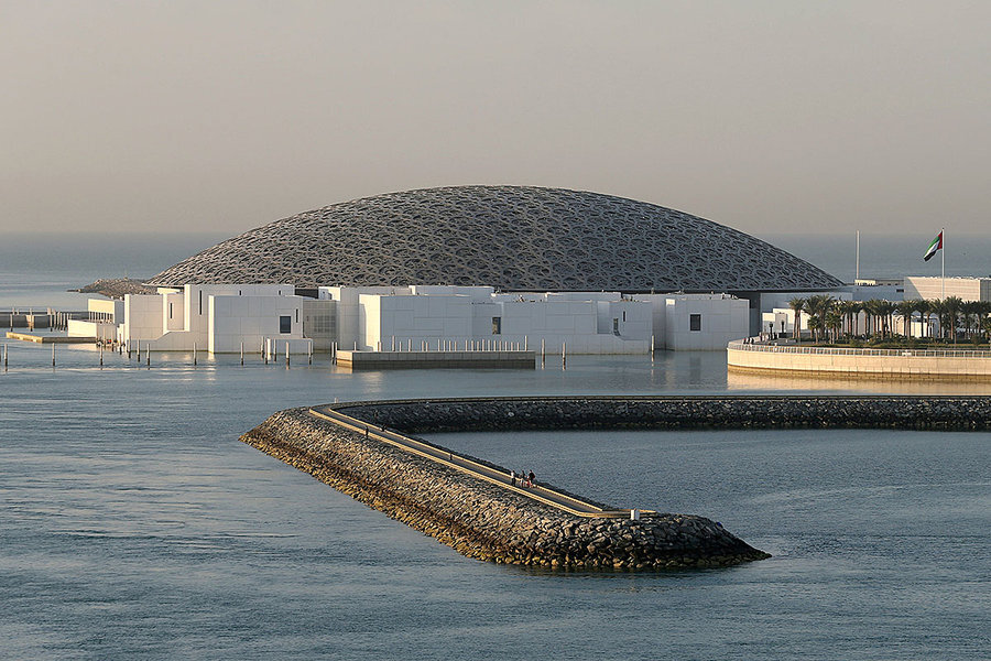 Снаружи выглядит не так волшебно, но необычно