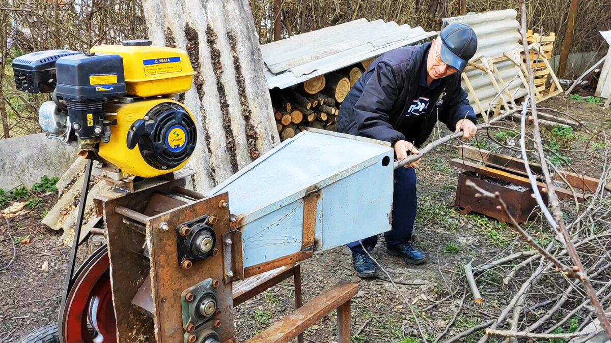 Подрібнювач гілок для легкого мотоблока. Измельчитель веток.