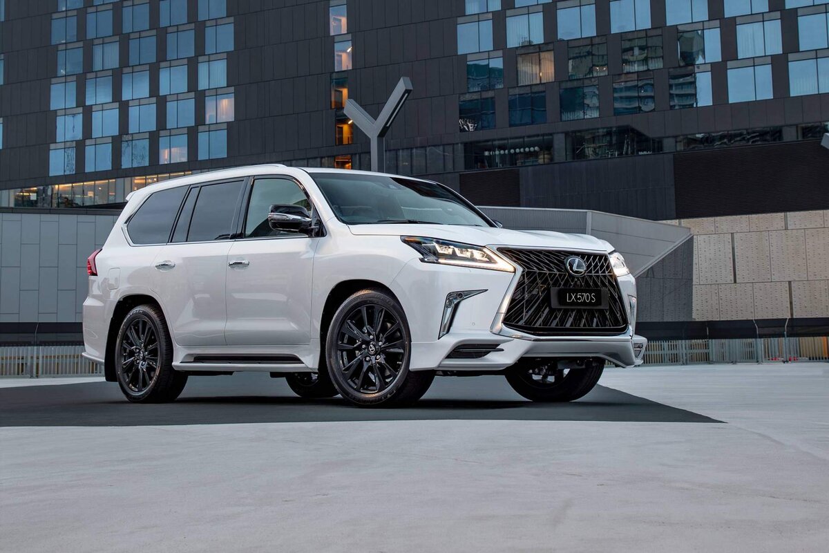 Lexus LX