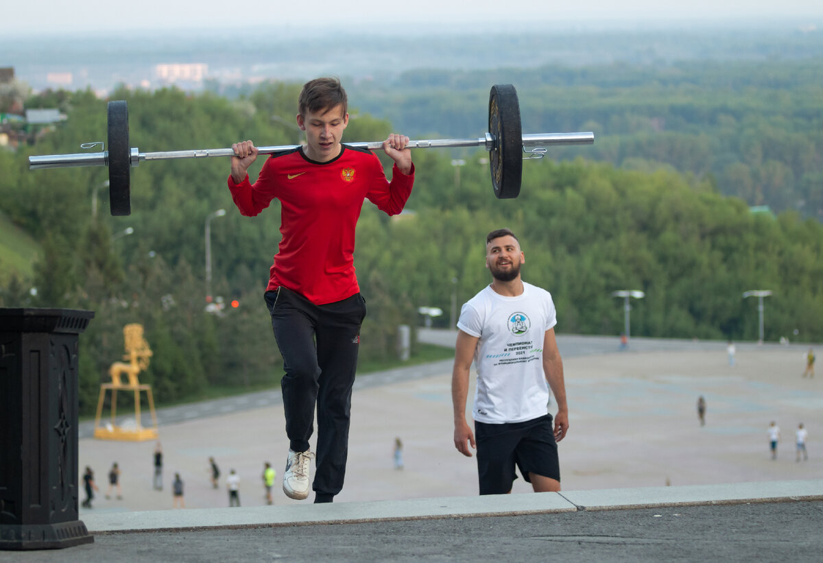 Модели спортсмены из клуба «Legend», парк «Ватан», Уфа, май 2021