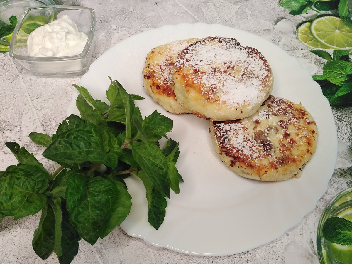 Нежные и очень воздушные творожники с изюмом | Вкуснота в деталях | Дзен