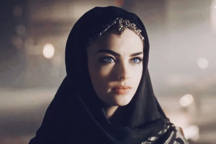 Сафийе Султан в доме ведьмы.