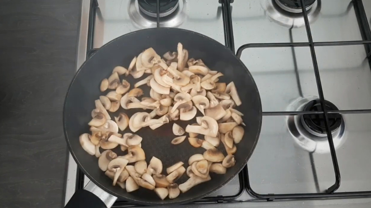 Салаты с грибами - рецепта