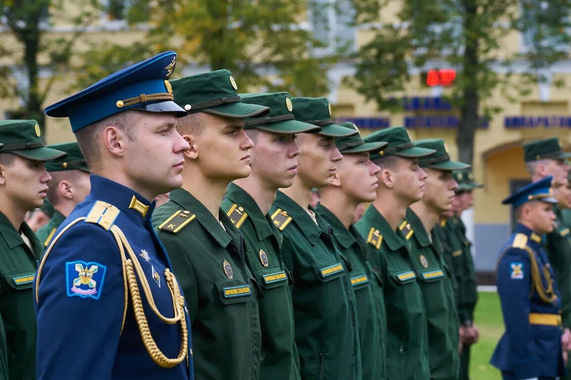 Высшее военно космическая академия имени можайского. Военно-Космическая Академия имени а. ф. Можайского. Шеврон военно космической Академии Можайского. Вка Можайского ордена. Военно-Космическая Академия им. а. ф. Можайского логотип.