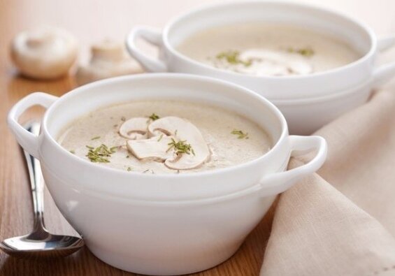 Суп грибной пюре из белых. Грибной суп-пюре из белых грибов. Суп пюре грибной со сливками из белых. Суп пюре грибной со сливками из белых. Суп грибовница из шампиньонов.