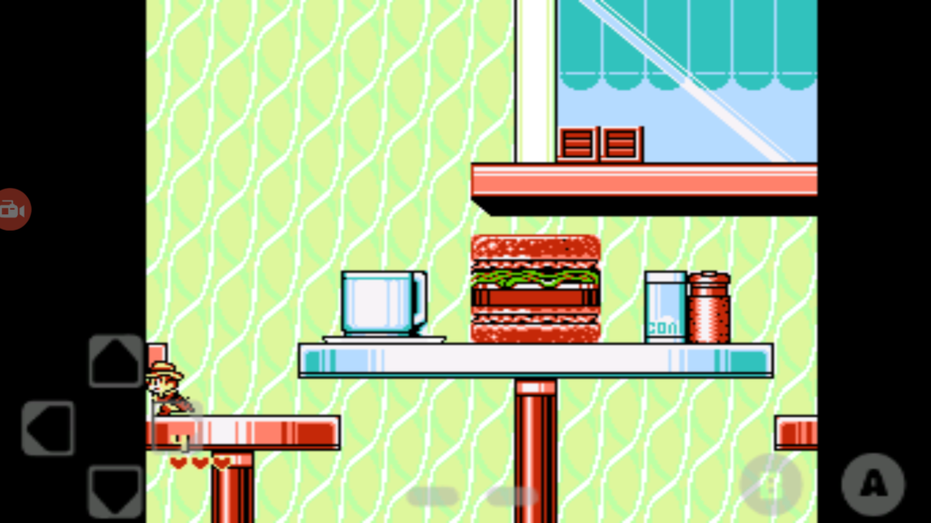  (Dendy - название, которым пользовались в России, на западе приставка называлась NES, а в Японии - Famicom) 