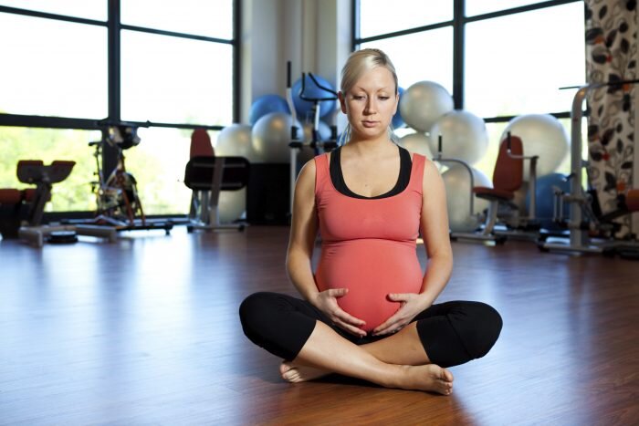  Любопытный факт: даже те женщины, которые никогда в своей жизни не занимались спортом, забеременев, задумываются о физической активности.