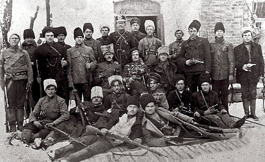 Были не только «красные» и «белые» гвардии, но еще и «черные». Источник иллюстрации: http://kackad.com  
