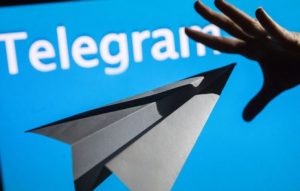 Завтра  в одном из судов Москвы будет рассмотрено дело по блокировке Telegram  на территории России. Суд удовлетворил требования Роскомнадзора по  привлечению к делу ФСБ.