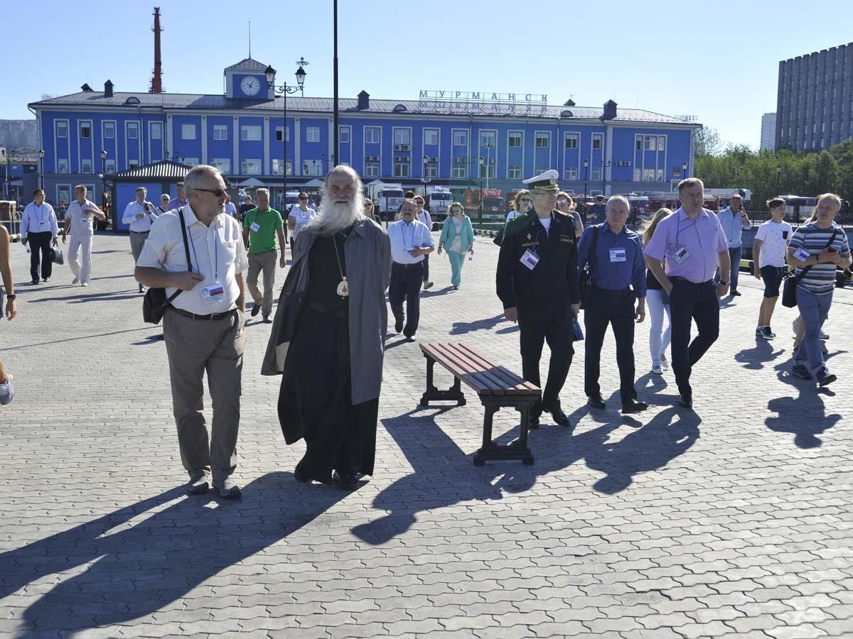Епископ Нарьян-Марский и Мезенский Иаков, освятивший Северный морской путь.