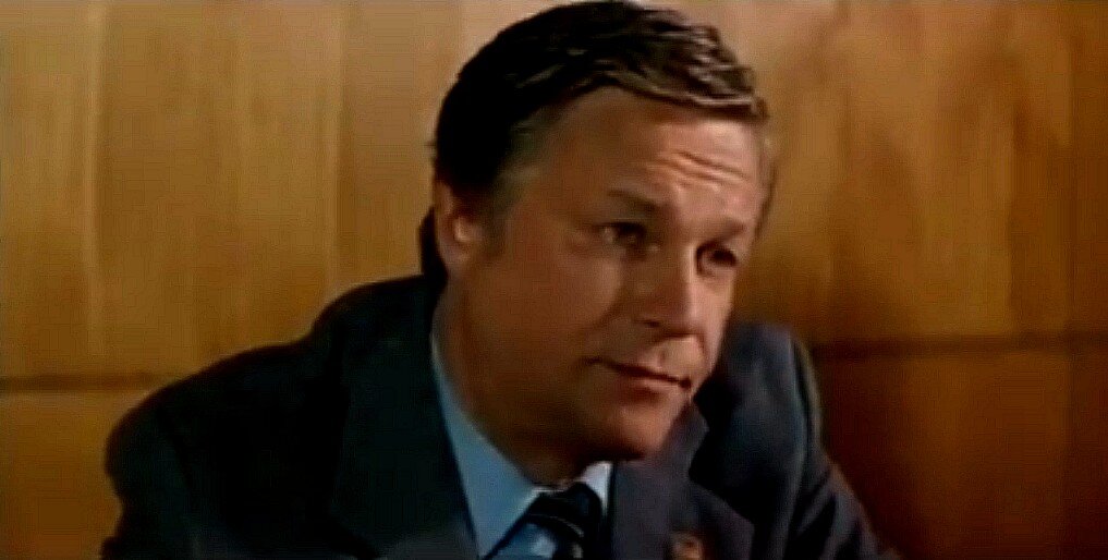 Кадр из фильма «Затянувшийся экзамен», 1986 г.