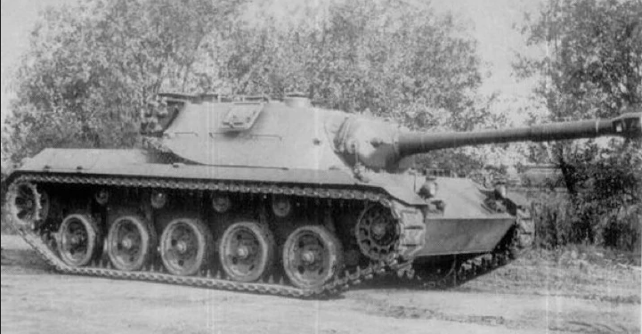 Spähpanzer Ru 251, разрабатывавшийся в 1960-х показал бесполезность классической концепции легкого танка. Тогда в Thyssen-Hencschel решили пойти по пути довооружения БМП. Источник: commons.wikimedia.org