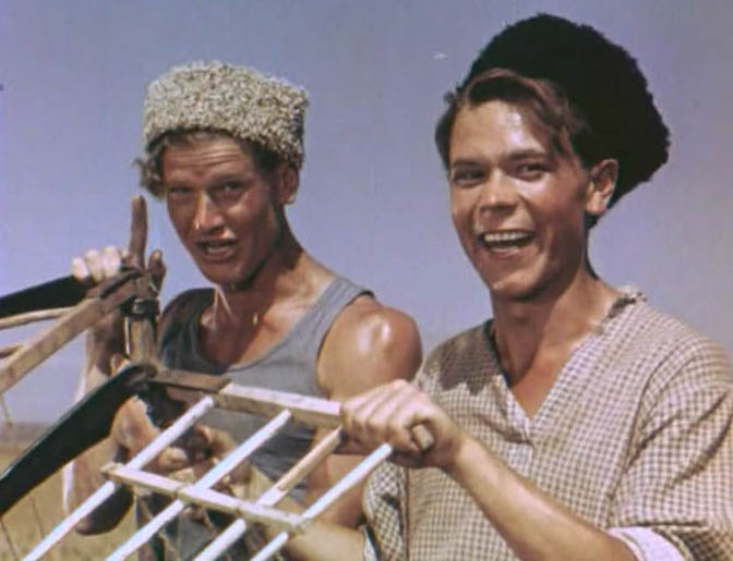 Андрей Петров (справа) в фильме «Кубанские казаки», 1949 год