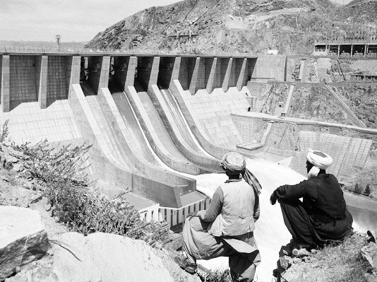 Гигантская электростанция в СССР