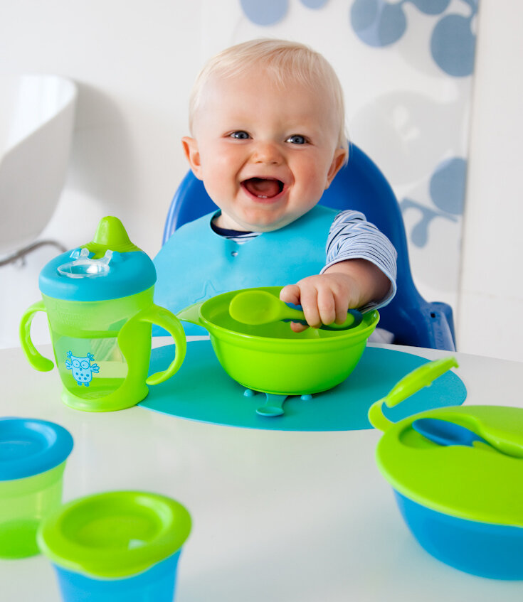 Первая посуда для малыша: как выбрать идеальный набор для питания вашего ребёнка