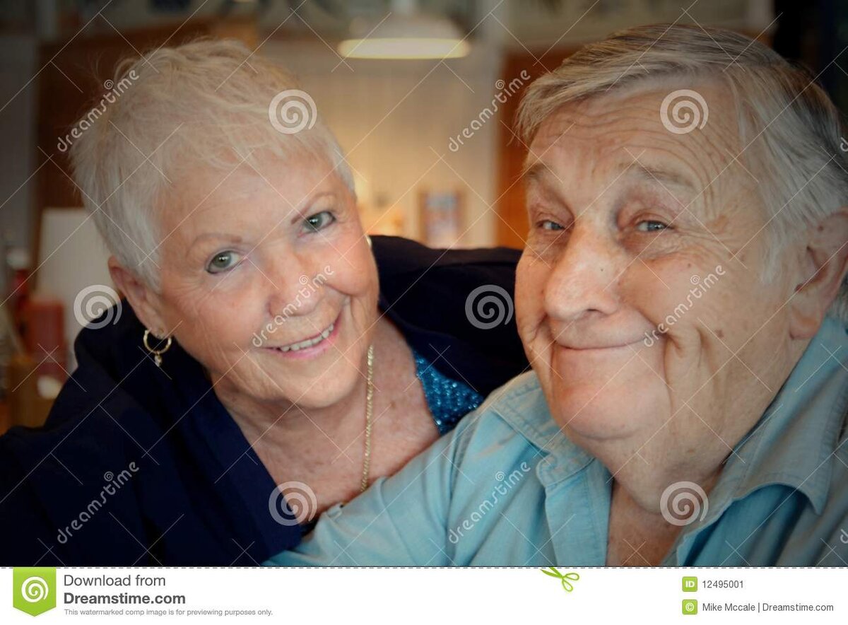 https://thumbs.dreamstime.com/z/senior-couple-12495001.jpg