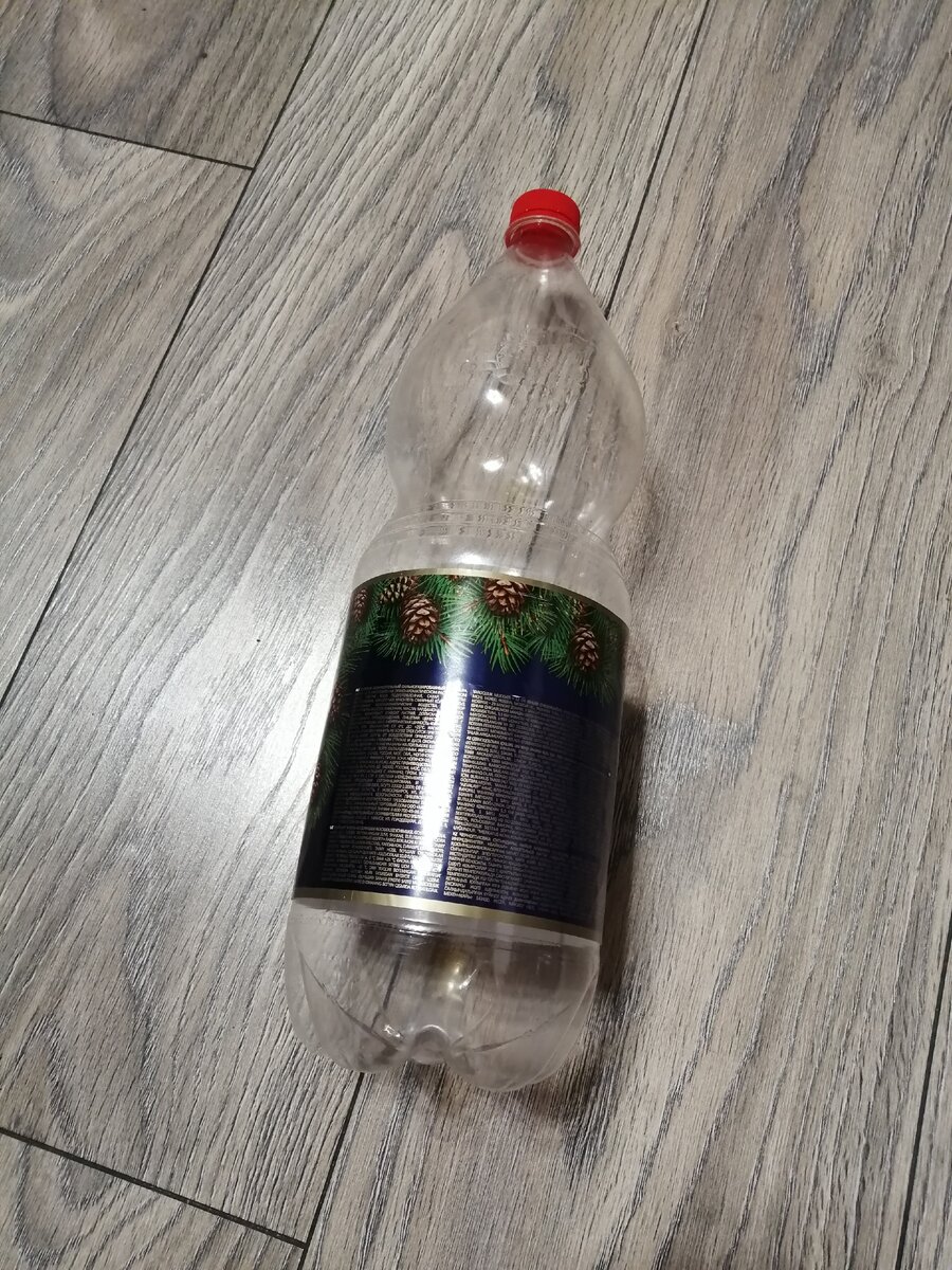 Пластиковая бутылка 2 л