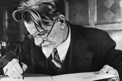 Всесоюзный староста. Яндекс картинки.