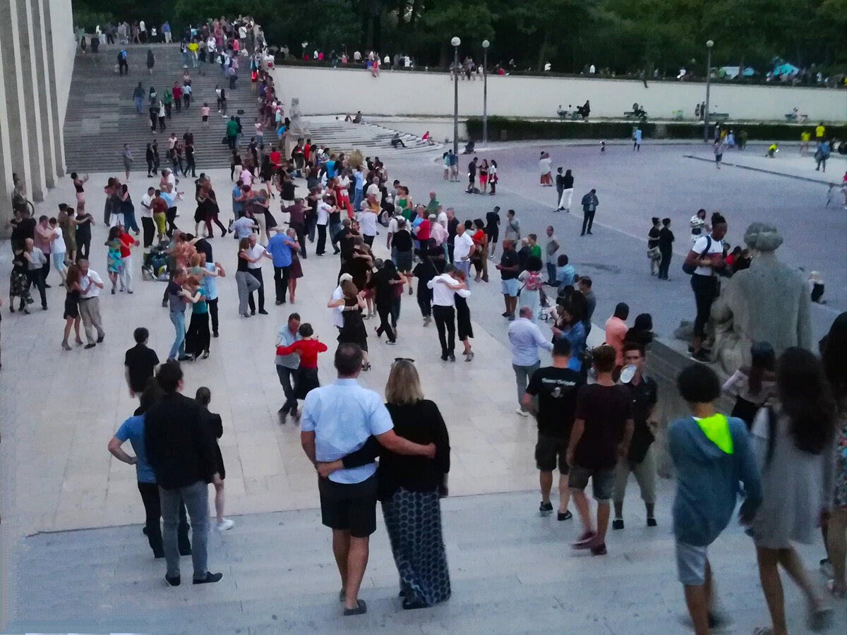 Фото автора. Друзья подписывайтесь на мой канал, пишите комментарии и ставьте лайки.