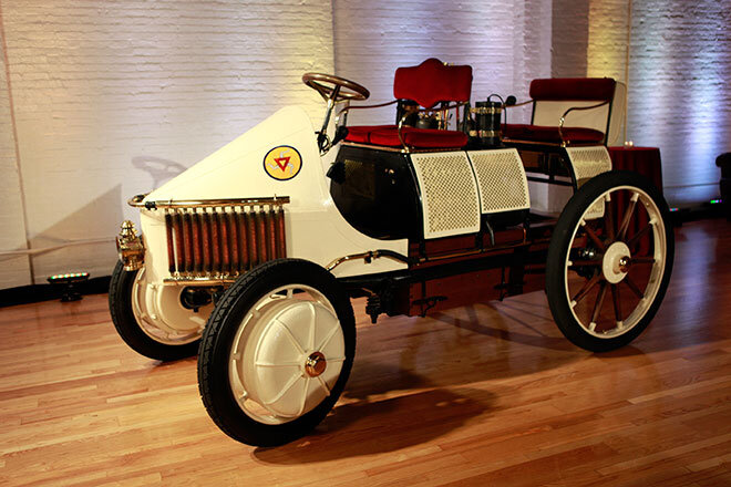 Первый в мире гибрид. Источник Яндекс.Картинки.