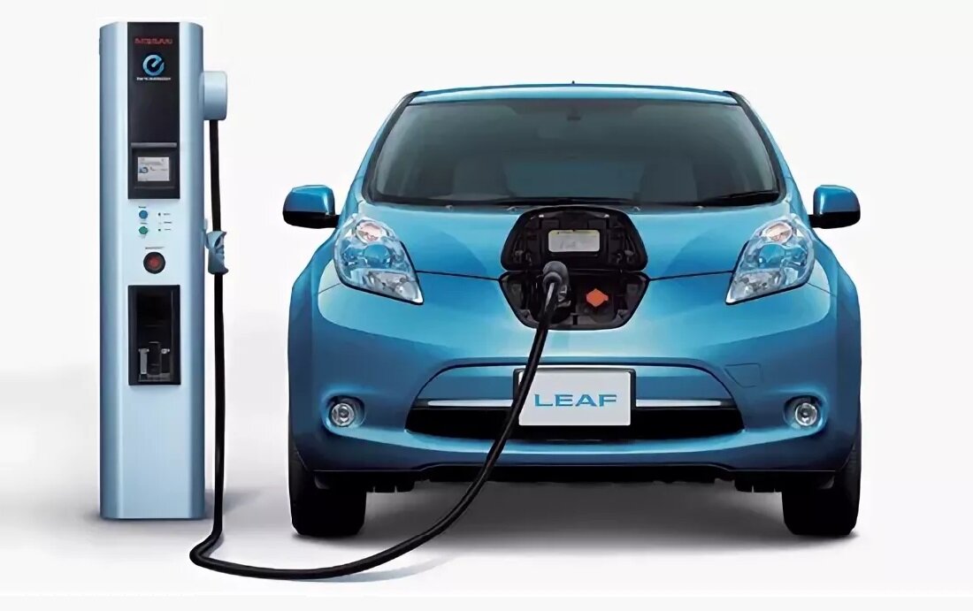 Электрический автомобильный транспорт. Charger Nissan Leaf. Nissan Leaf зарядка. Nissan Leaf Charging. Ниссан лиф заряжается.