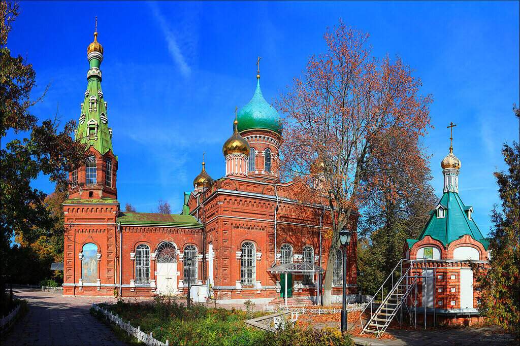 Куда сходить в туле в марте. Храм двенадцати апостолов (Тула). Храм святых апостолов в Туле. Церковь двенадцати святых апостолов в Туле. Храм 12 апостолов в Туле фото.