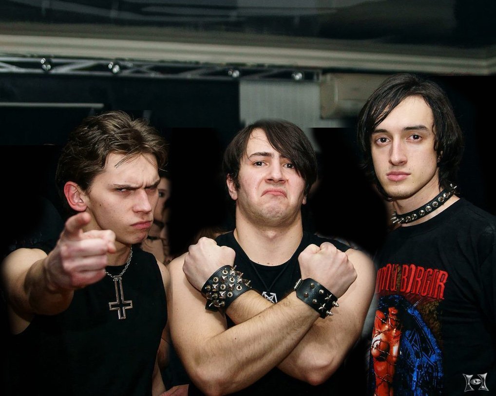 Группа играет в жанрах блэк-метал и треш-метал.