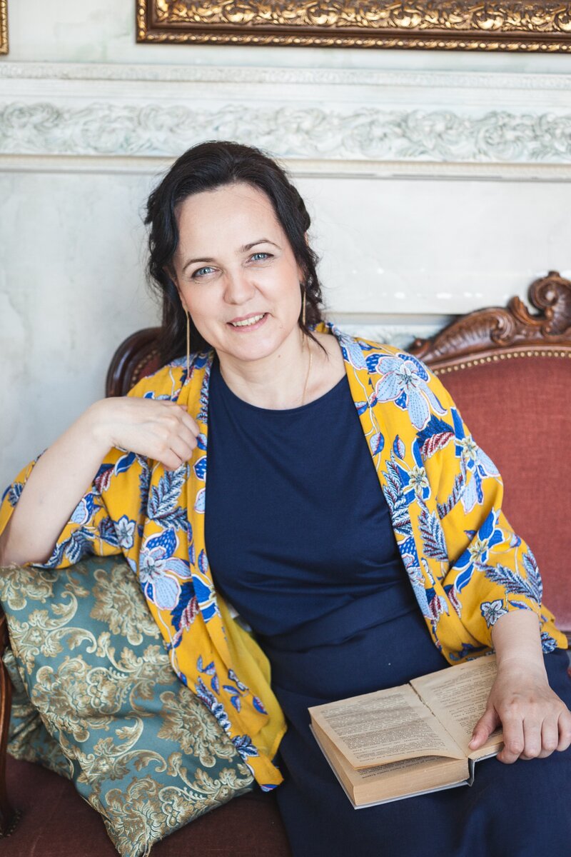 Ирина Васильевна Васильева, юрист, создатель проекта "Мама Знает"