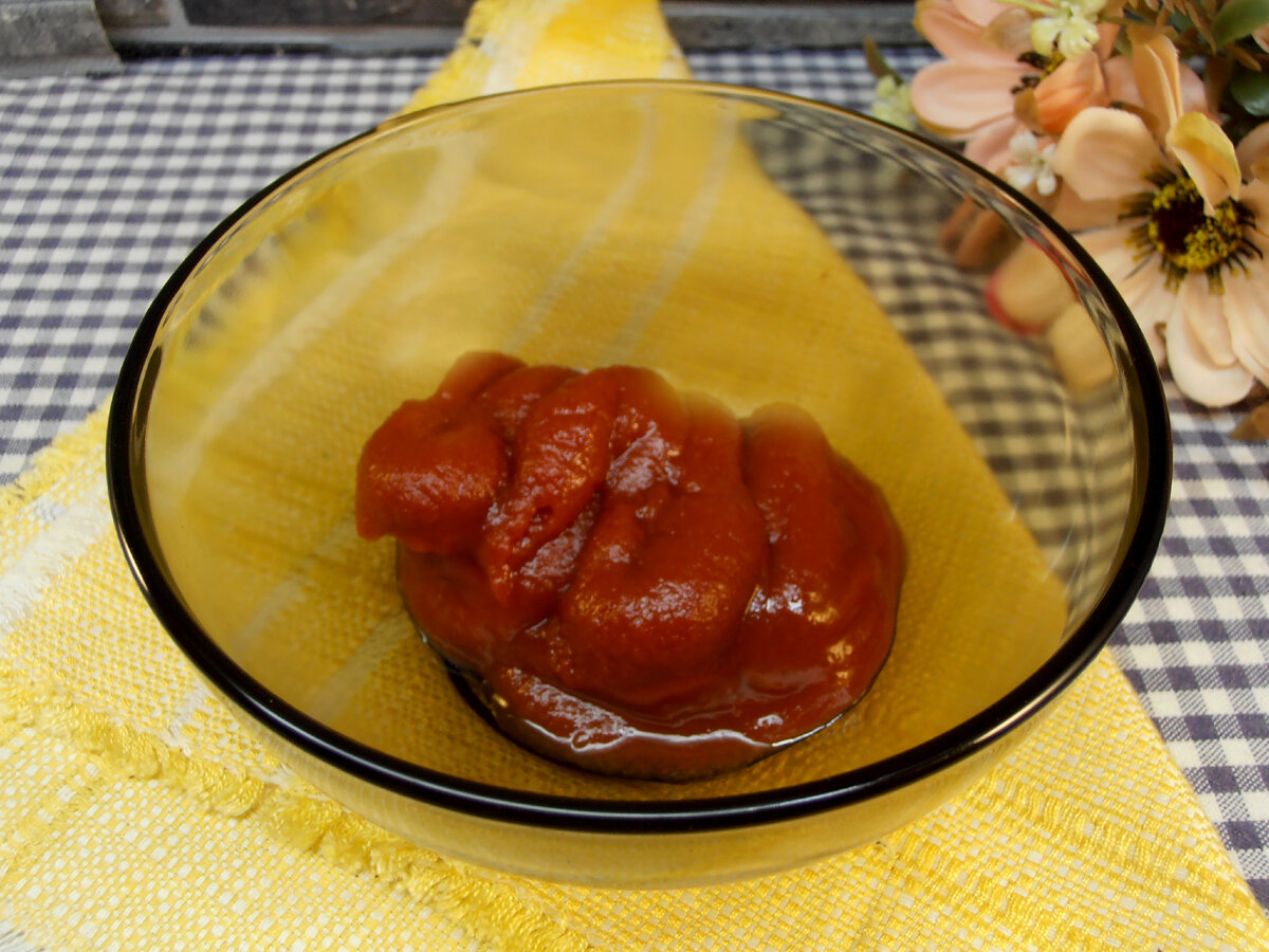 Томатный соус с чесноком: готовим пикантное блюдо дома