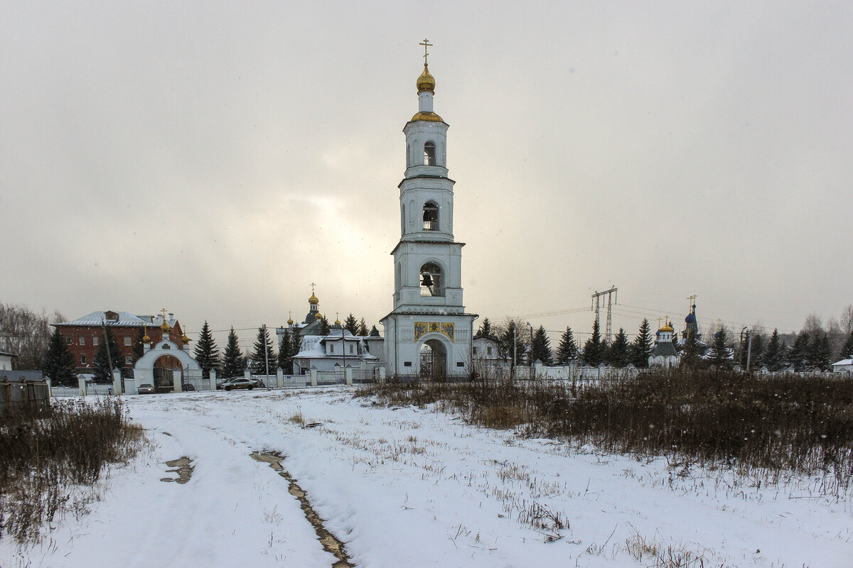 Колокольня храмового комплекса в Бородино