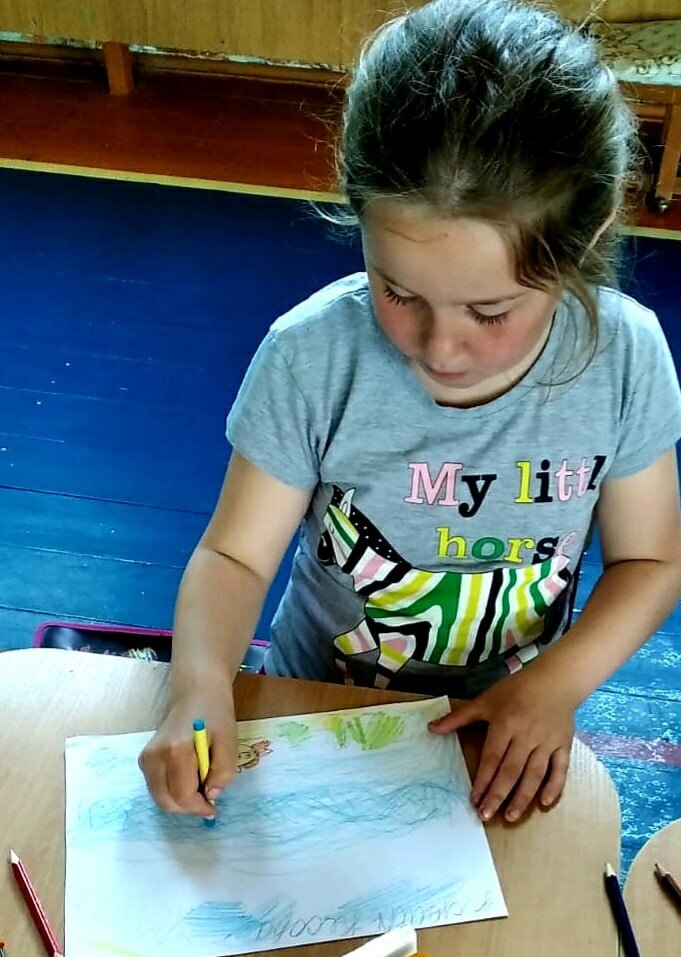 Вот и рыбки. Лови любую!