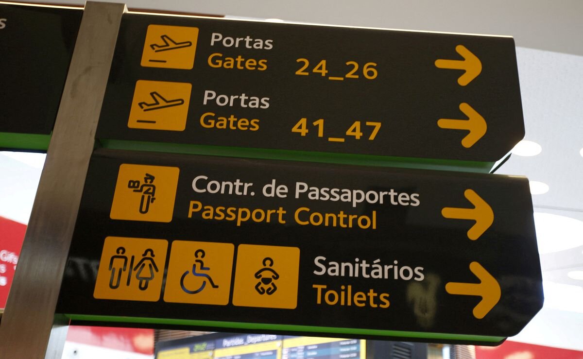 Забастовка отменяет 60 рейсов в аэропорту Лиссабона в Португалии