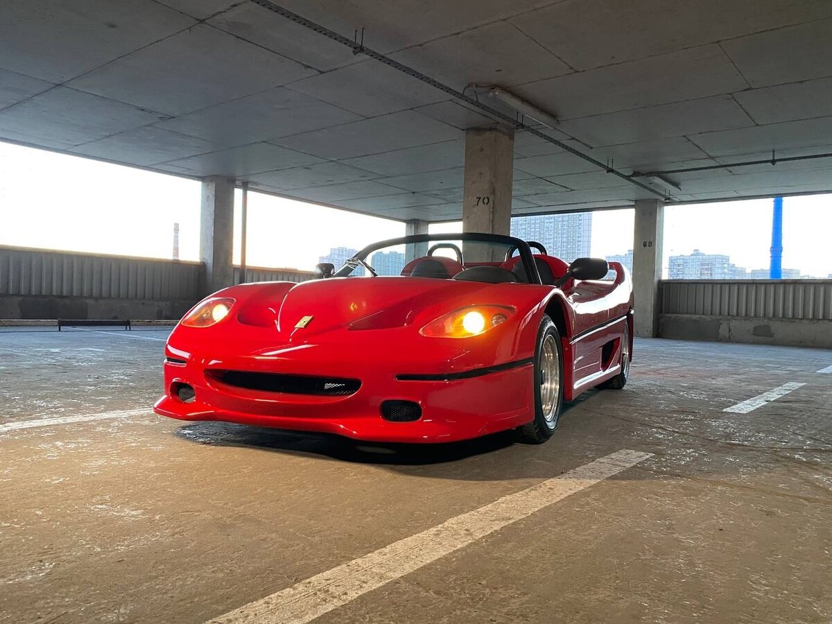 Автомобиль амфибия Ferrari f50