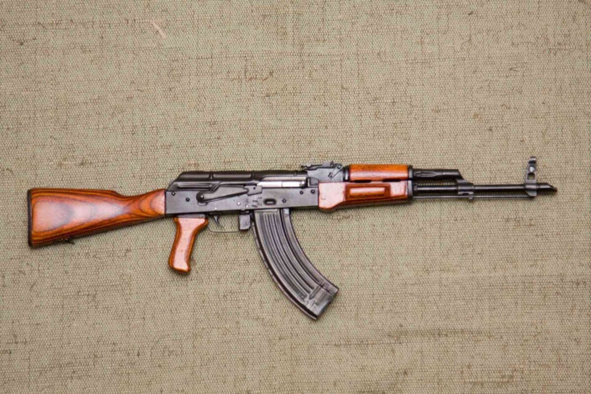Х автоматы. Автомат Калашникова АК-47, АКМ. Калашников АК 47. АКМ 6п1. АК 47 АКМС
