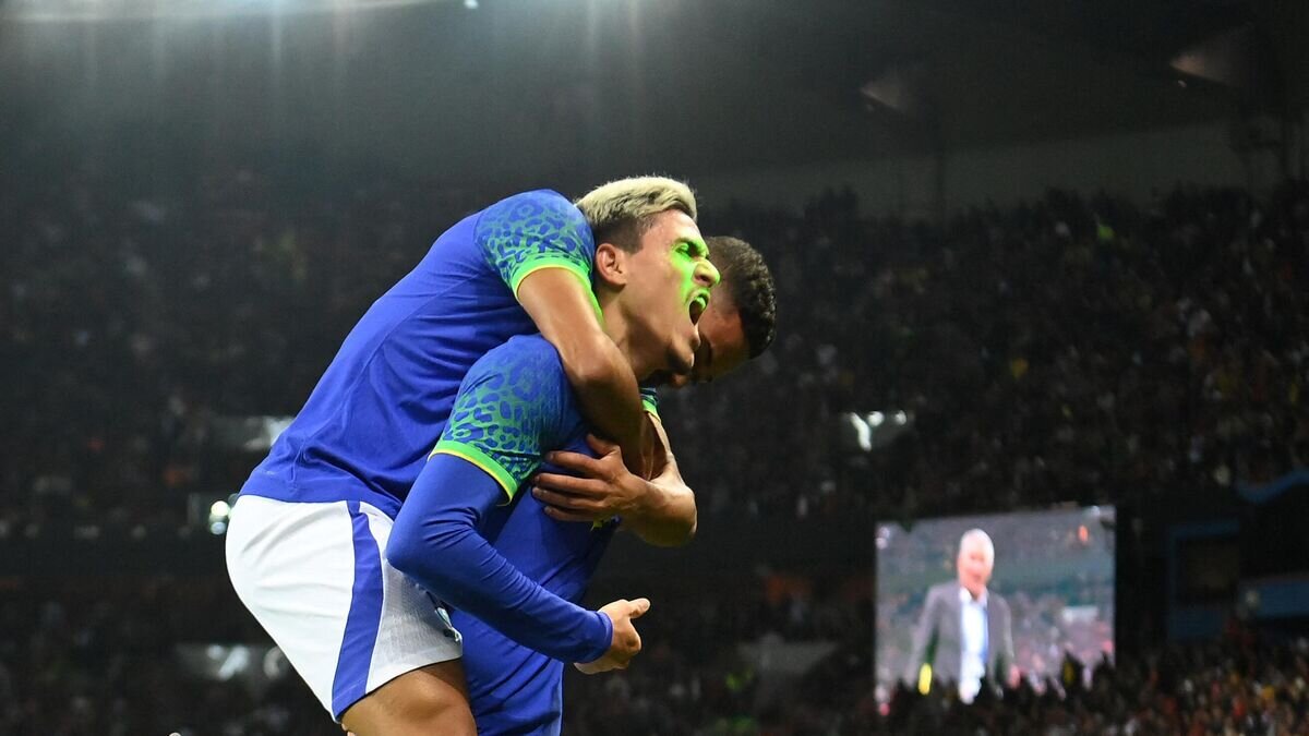    Футболисты сборной Бразилии© AFP 2022 / FRANCK FIFE