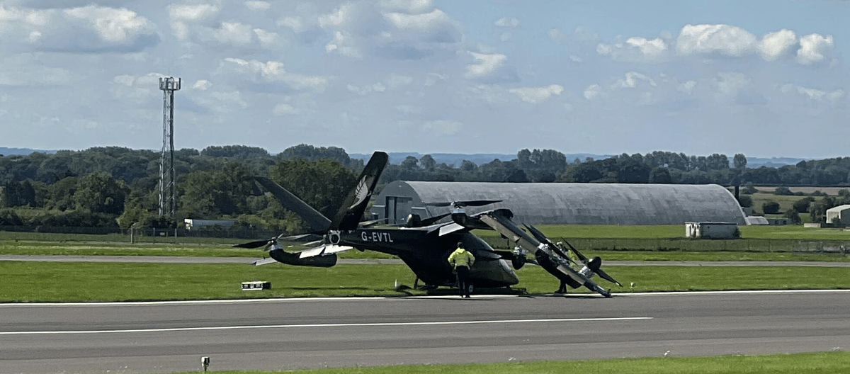    Прототип аэротакси VX4 после жесткой посадки / © Rachel Ramsay